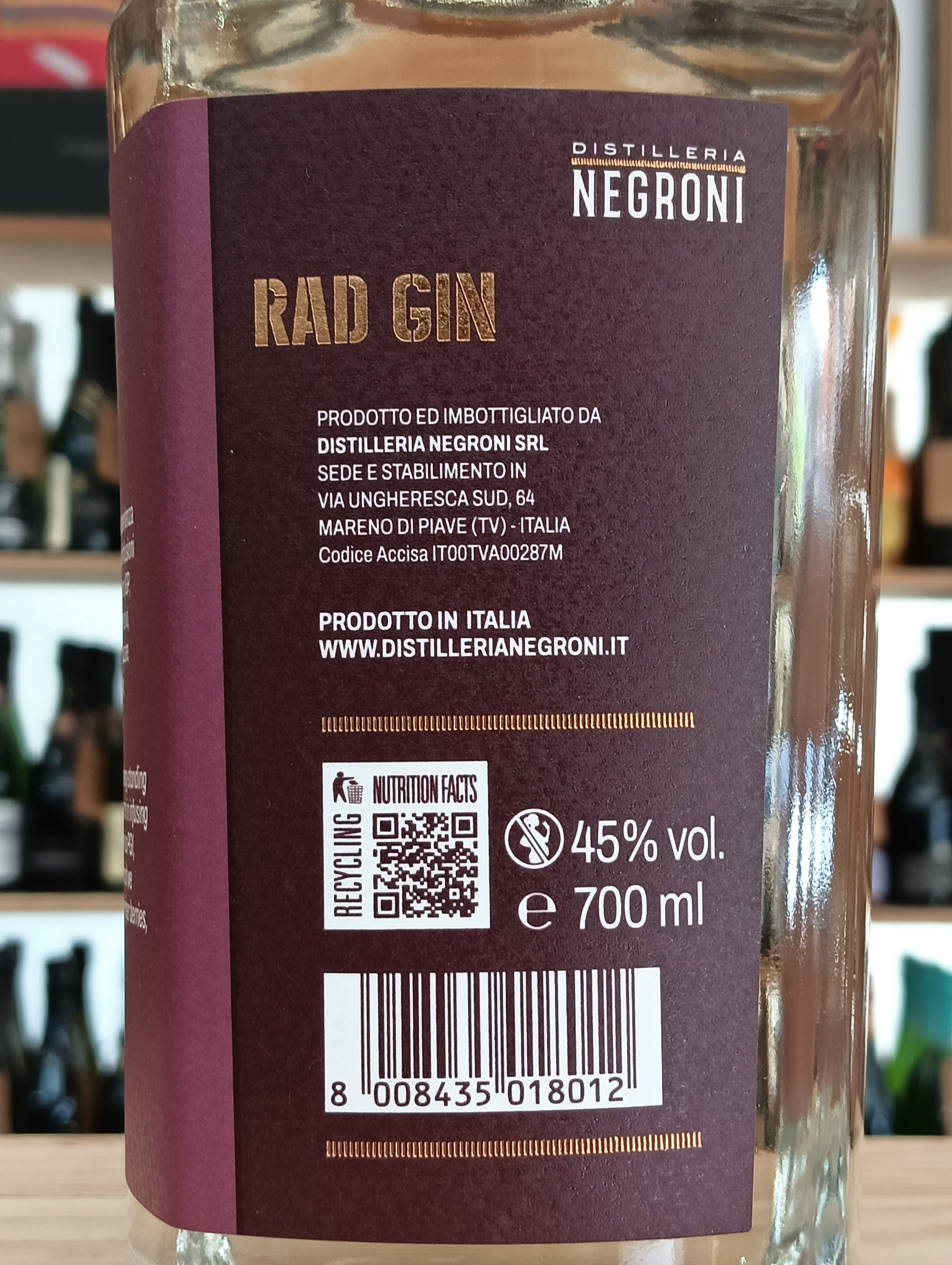 Rad Gin al Radicchio Rosso di Treviso - Distilleria Negroni