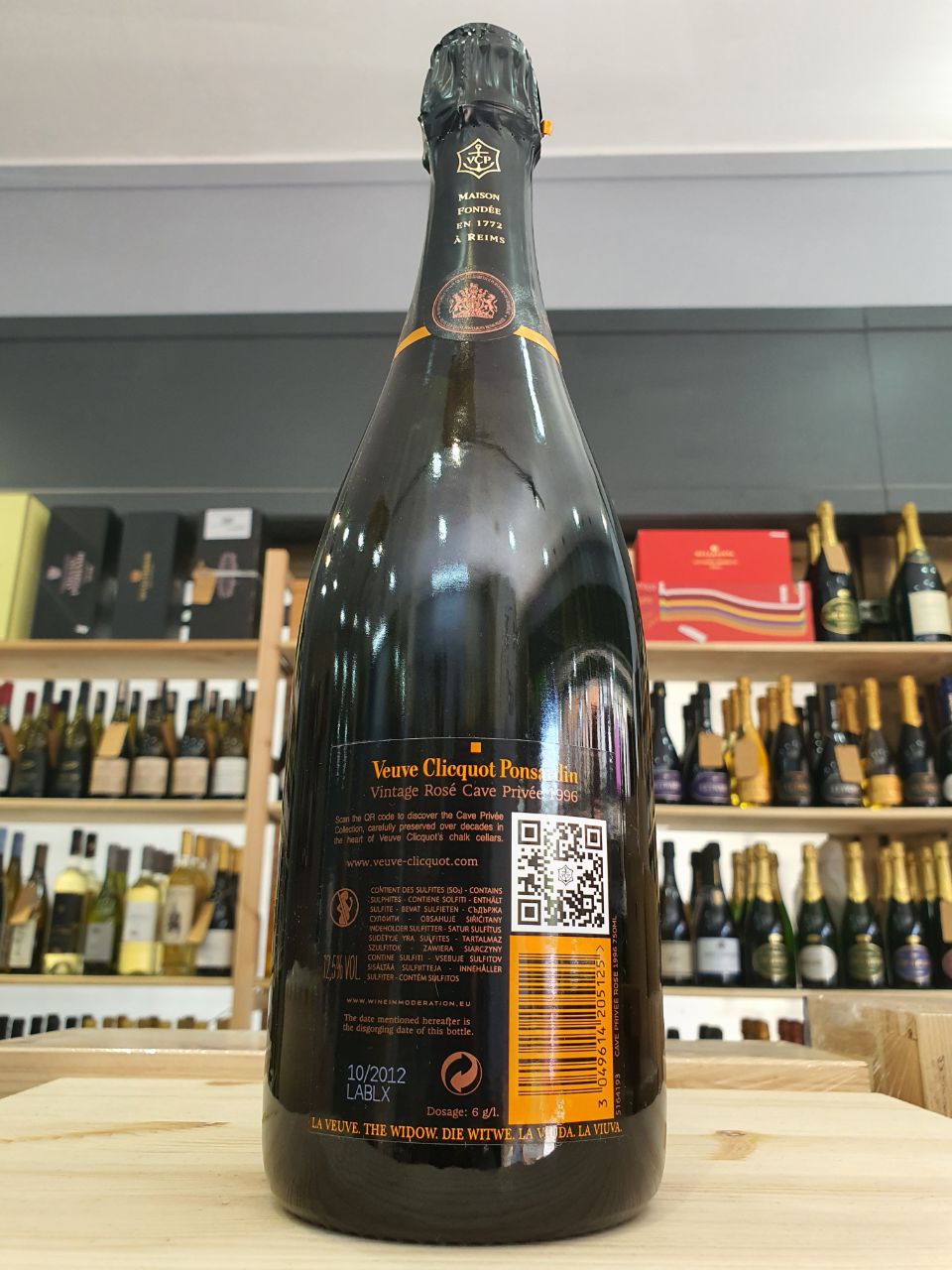 Cave Privée 1996 Rosé Champagne Vintage Veuve Clicquot