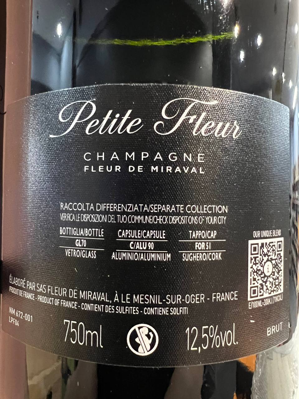 Champagne Petit Fleur De Miraval Rosé Con Astuccio