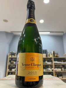 Champagne Vintage 2015 Veuve Clicquot