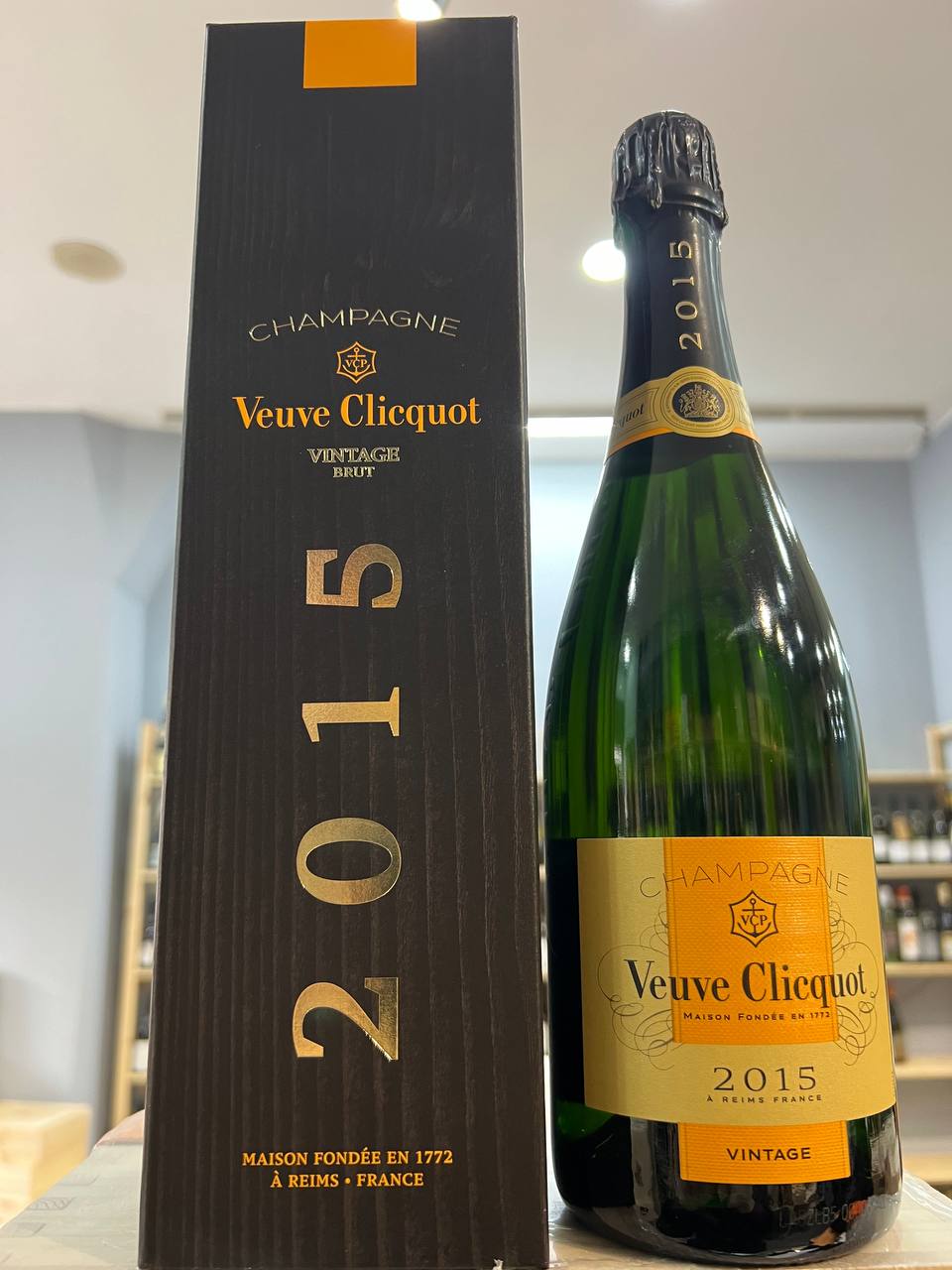 Champagne Vintage 2015 Veuve Clicquot