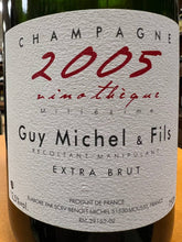 Carica l&#39;immagine nel visualizzatore Galleria,Vinothèque Millésime Champagne Guy Michel &amp; Fils 2005