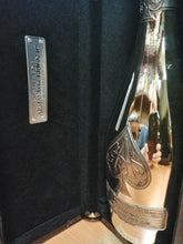Carica l&#39;immagine nel visualizzatore Galleria,Champagne Armand De Brignac Brut Blanc De Blancs - Cofanetto Prestige