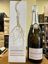 Carica l&#39;immagine nel visualizzatore Galleria,Louis Roederer Blanc De Blancs 2015 Champagne Brut - Con Astuccio