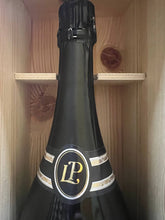 Carica l&#39;immagine nel visualizzatore Galleria,Laurent-Perrier Magnum Millésime 2008 - Champagne Brut