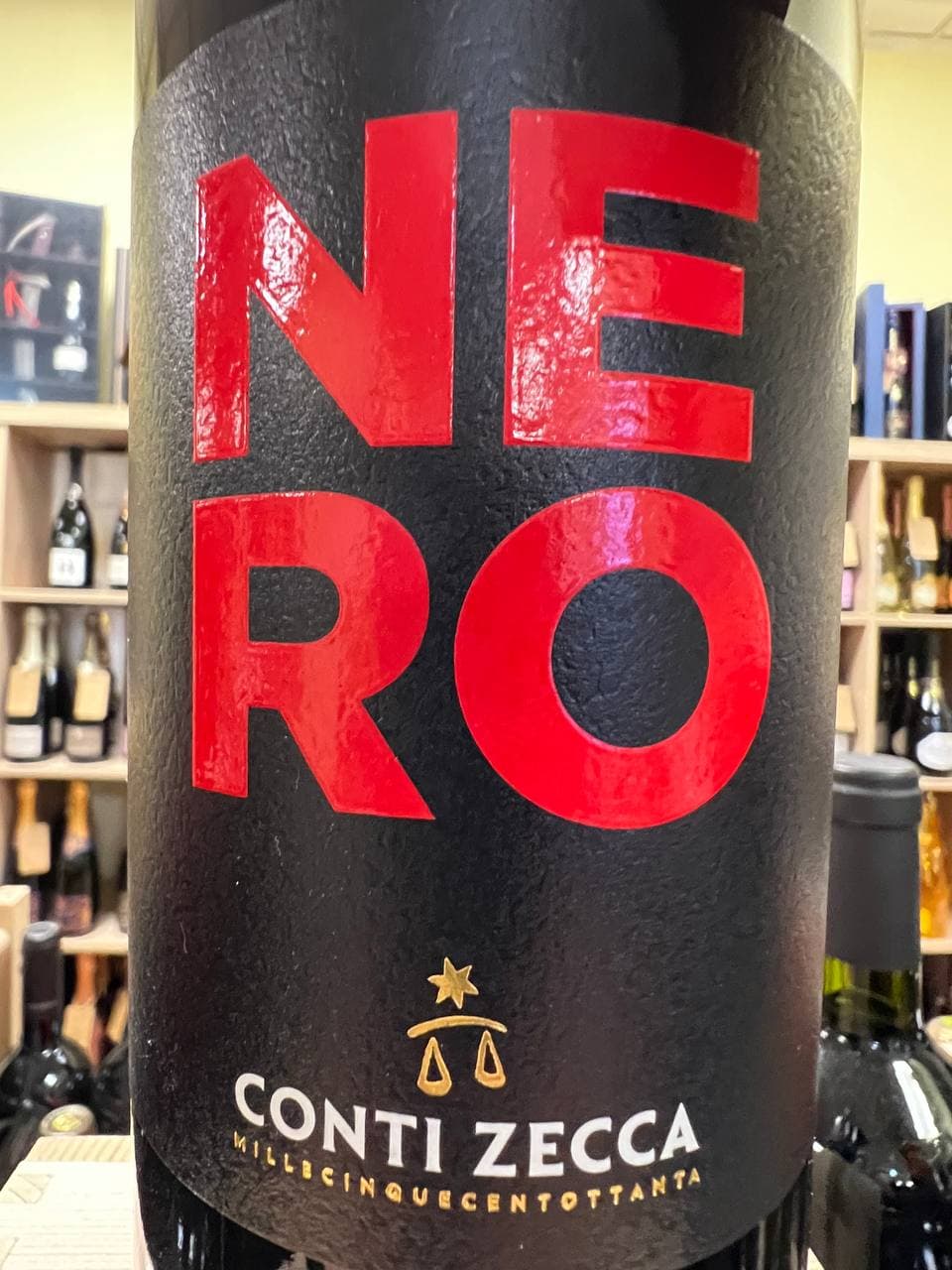 Nero 2018  Salento Rosso IGT - Conti Zecca