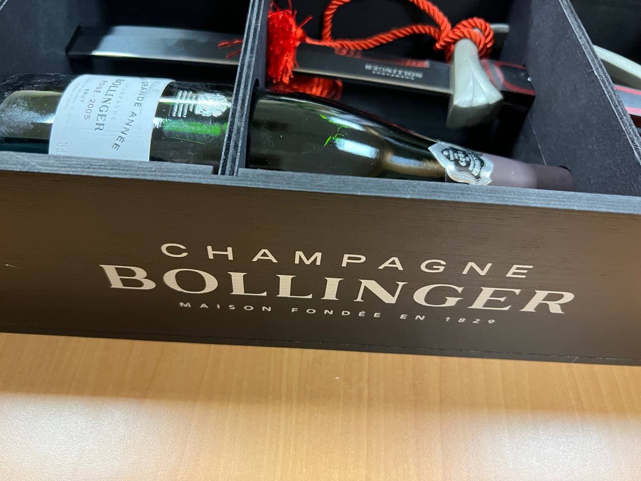 Bollinger Sciabolly  Champagne La Grande Année Rosè 2004